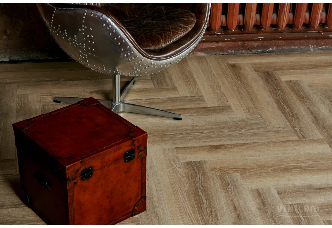 2-670x460 Кварцвиниловая плитка CERAMO VINILAM IS11166 Классический Паркет — изображение 1